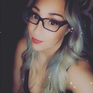 Meet your Posher, Janine